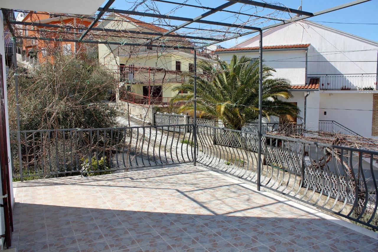 Apartments By The Sea Mastrinka, Ciovo - 4836 Trogir Exterior photo