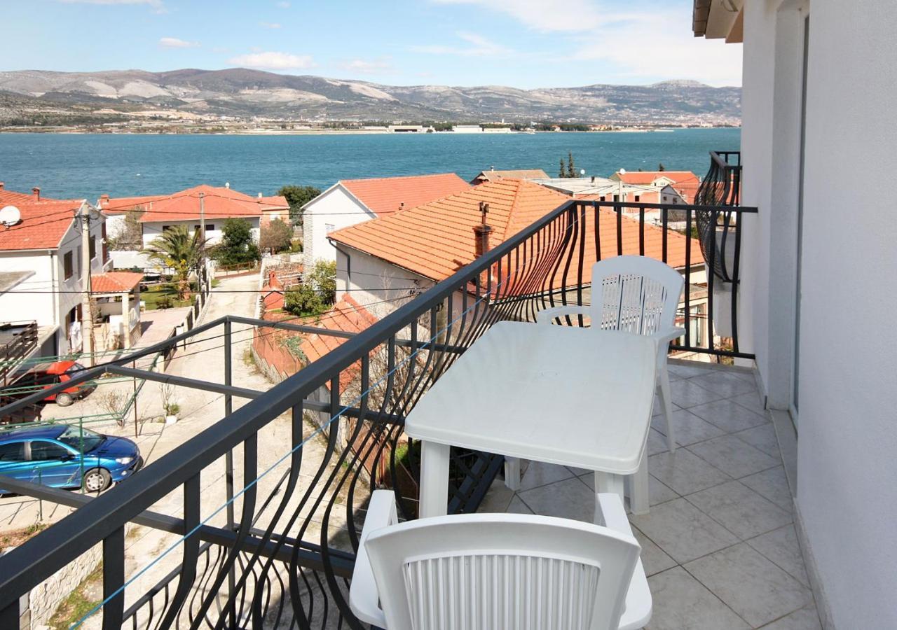 Apartments By The Sea Mastrinka, Ciovo - 4836 Trogir Exterior photo